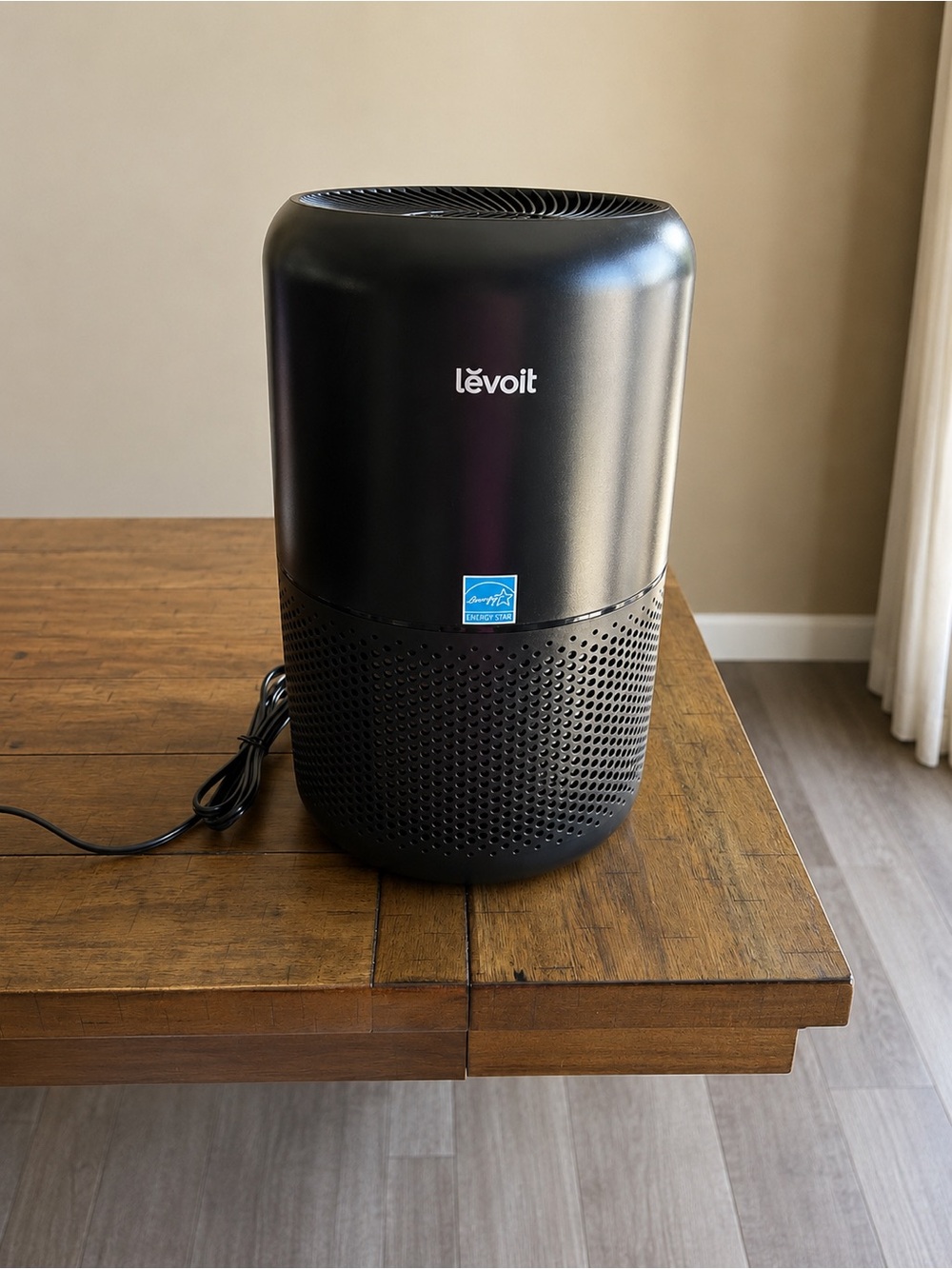 Levoit Compact Black Air Purifier — Quiet Home Air Cleaner